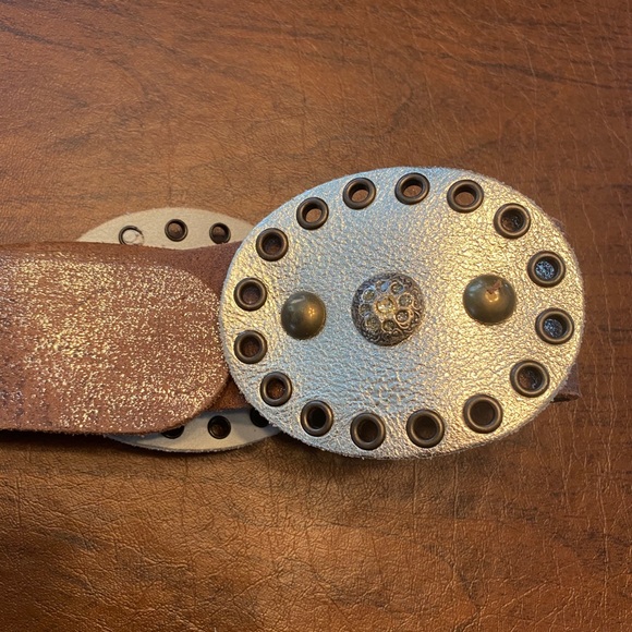 Western Style Brown Leather and Metal Belt main image 4
